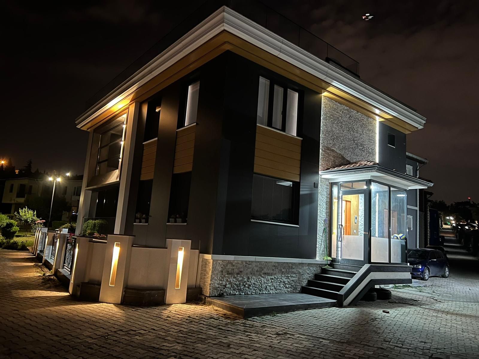 Panoramic Sea View Villa in Beylikdüzü
